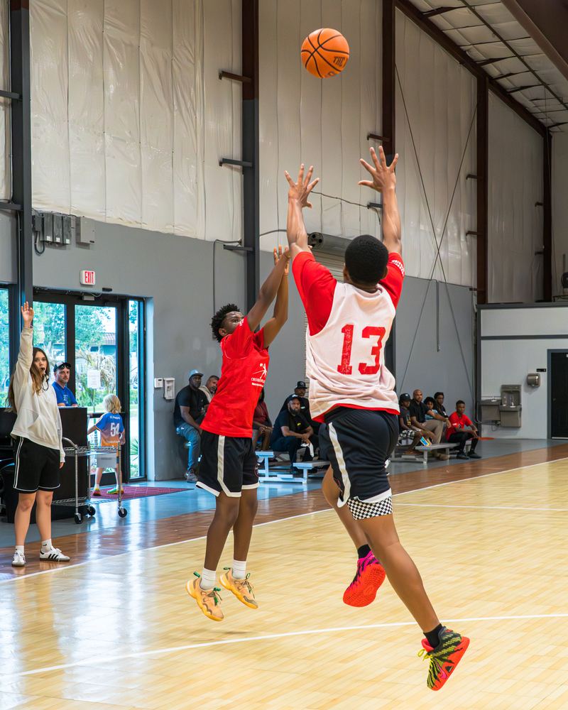 Young athlete at the Crossover Mission basketball event, Vero Beach, event photography by Campbell Shepard
